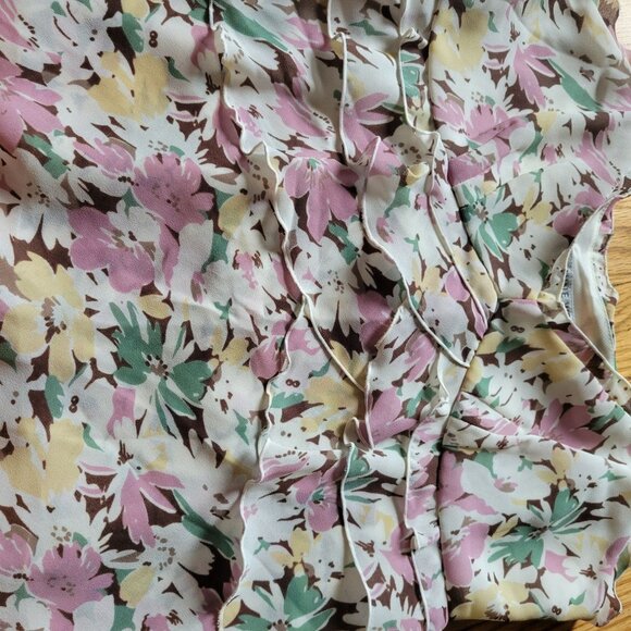 Nine West Floral Ruffle Layered Sleeveless Top Size 2 Nylon Polyester Pastel Col - Picture 2 of 5